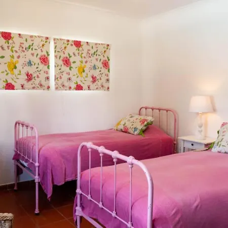Sintra • Banzao House With Swimming Pool Semesterbostad