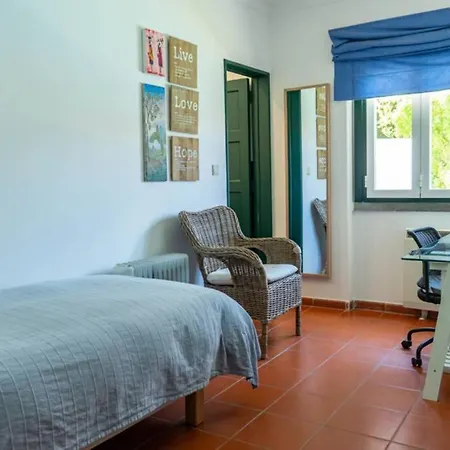 Vakantiehuis Sintra • Banzao House With Swimming Pool *