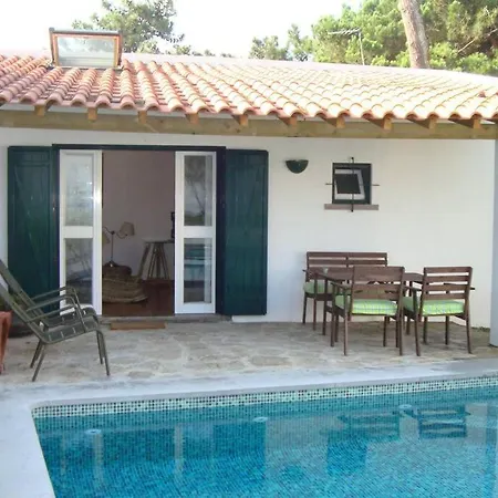 Vakantiehuis Sintra • Banzao House With Swimming Pool Nafarros